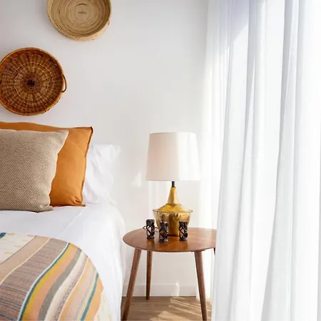 Stupendo-three Rooms-suite With Terrace -center -air Conditioning-free Park Apartment *
