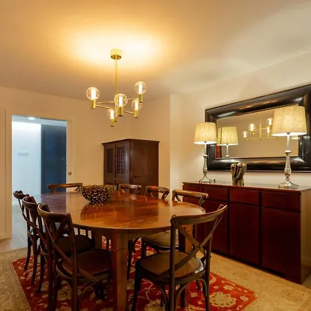 Stupendo-three Rooms-suite With Terrace -center -air Conditioning-free Park Apartment Lisbon