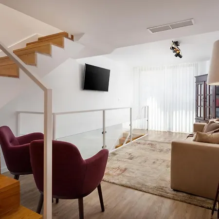 Apartment Stupendo-three Rooms-suite With Terrace -center -air Conditioning Lisbon