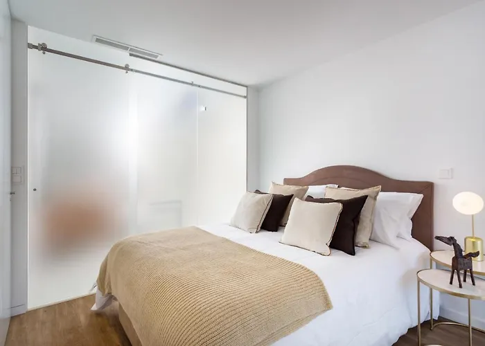 Apartment Stupendo-three Rooms-suite With Terrace -center -air Conditioning